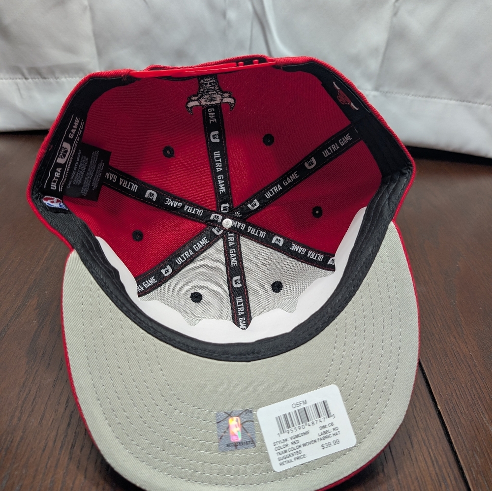 Chicago Bulls NBA Ultra Game Snapback Hat - Picture 5 of 5